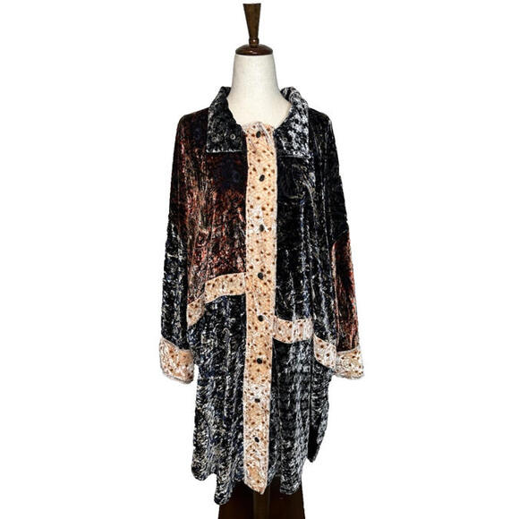 Free People We The Free Vancouver Velvet Buttondown Shacket Jacket Patchwork XS - Picture 2 of 8